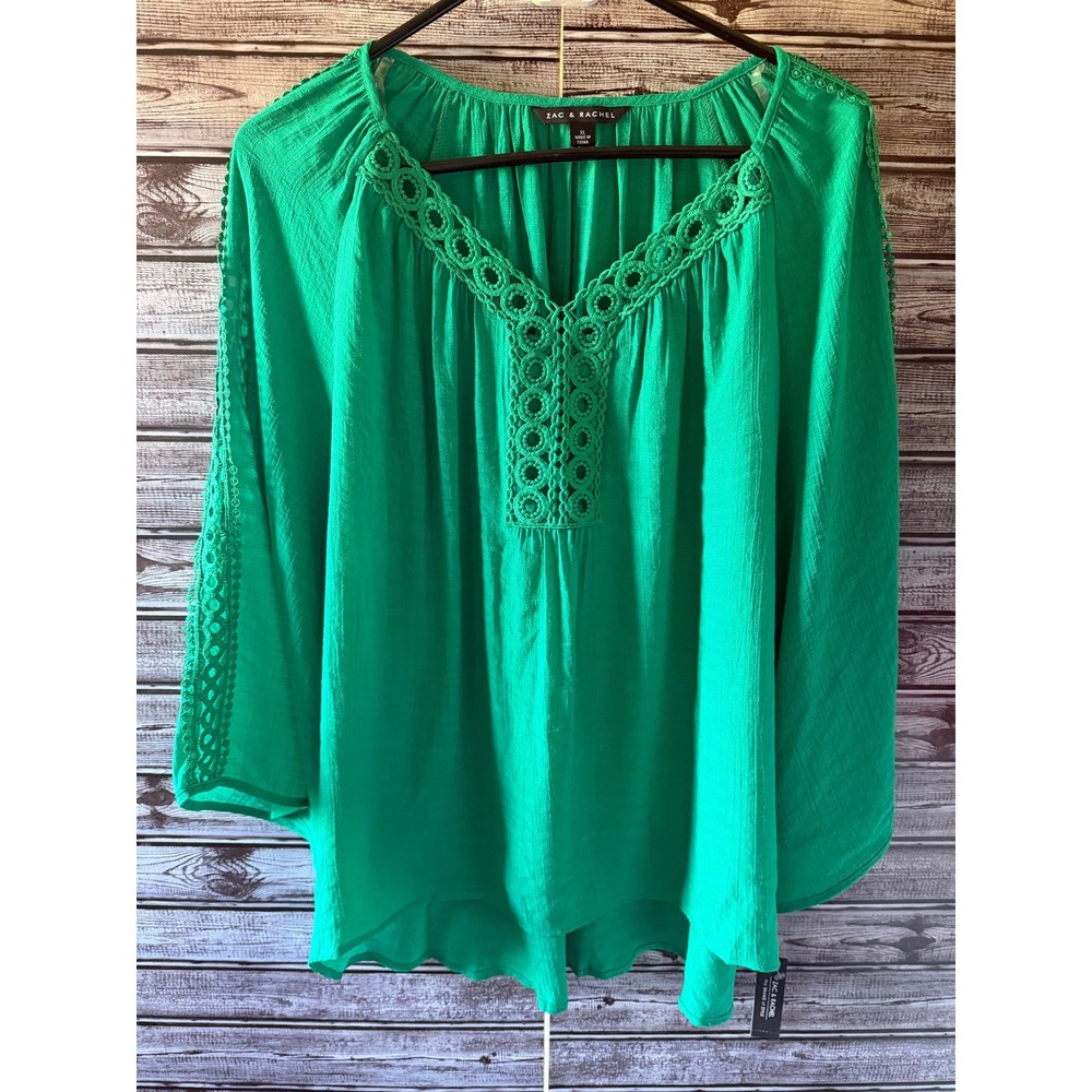 Zac & Rachel Women's Long-Sleeved Blouse Size XL Green Crocheted V-Neck NWT